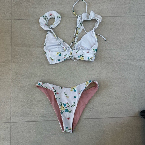 ZAFUL FLORAL BIKINI - Picture 2 of 2